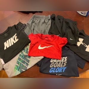 Boys 4t Nike bundle